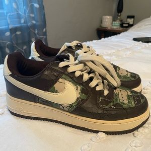 2000s Nike Sneaker Unisex